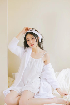 比基尼外星人